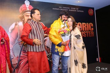 TSR Felicitates Gautamiputra Satakarni Team
